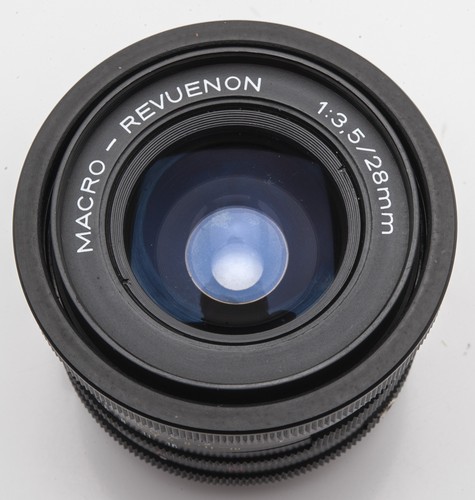 Macro revuenon - revuenon, macro-revuenon